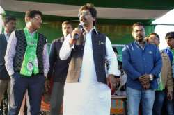 hemant soren remark on bjp leaders, saffron clad men marry less rape more, hemant soren attacks bjp,