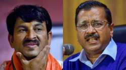 AAP, Kejriwal 'humiliating' Purvanchalis by mocking 'Rinkiya Ke Papa', says Manoj Tiwari