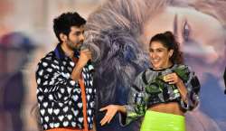 Sara Ali Khan and Kartik Aaryan at Love Aaj Kal trailer launch