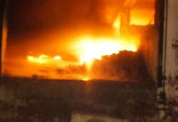 fire, Bijwasan, Delhi fire, Bijwasan fire, Bijwasan warehouse, Bijwasan warehouse fire, fire broke o