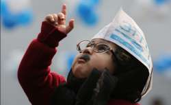 AAP sweeps Delhi, BJP and Congress sweep internet