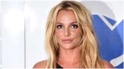 Britney Spears gets injured while dancing