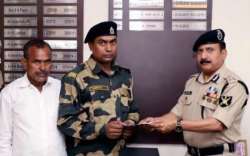 BSF gives Rs 10 lakh to jawan whose house was burnt in Delhi