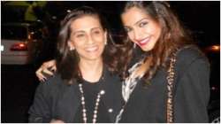 Sonam Kapoor misses mother Sunita Kapoor on birthday, 