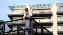 1 killed in blaze opposite Shah Rukh Khan's Mannat bungalow