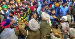 Punjab police lathicharged on ETT-TET Unemployed Teachers' protesters