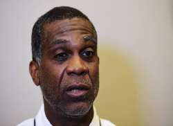 Michael Holding finds the idea a bit "self contradictory"