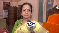 Mumbai Mayor Kishori Pednekar goes into self-quarantine