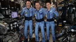 3 space travellers return to a different Earth hit by COVID-19