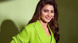 Urvashi Rautela's Facebook account gets hacked, Mumbai Police comes to aid