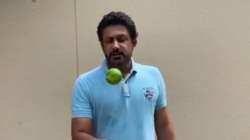 Anil Kumble controls the ball in style in #KeepItUp challenge