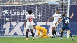 La Liga: Sevilla relinquish late lead in draw with Levante