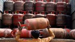 LPG Gas Rate: Non-subsidised LPG cylinder price hiked marginally. Check revised rates