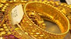 Gold price on August 28: Price of yellow metal decline by Rs 252, silver rises by Rs 462