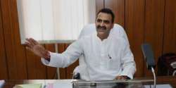 Union minister Balyan goes into self-quarantine after metting coronavirus-infected UP minister