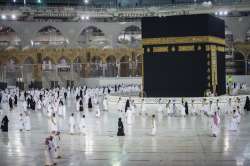 Saudi man crashes car into gates of Mecca’s Grand Mosque