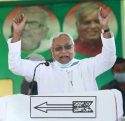 Will RJD delay salaries or stop development work, Nitish mocks Mahagathbandhan for 10-lakh jobs' promise