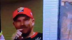 Aaron Finch vaping