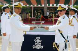 Admiral Amjad Khan Niazi takes over as new Pakistan Navy chief