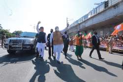 amit shah chennai, amit shah tamil nadu visit, amit shah, tamil nadu visit, amit shah greets support