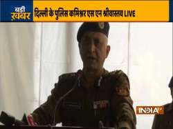 ​Delhi Police Commissioner SN Shrivastava, delhi multi level barricading, delhi police barricading, 