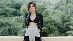 Taapsee Pannu raises glamour quotient, flaunts toned abs in latest post