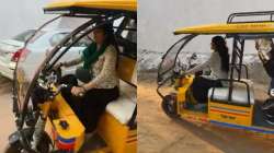 VIDEO | Janhvi Kapoor drives e-rickshaw on Good Luck Jerry sets