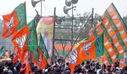 BJP complains to EC over Trinamool candidate 'distributing cash' among voters