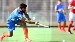 India started off aggressively and earned themselves a penalty corner in the very first minute of the game.