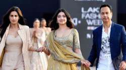 Divya Khosla Kumar walks the ramp for designer duo Shveta & Anuj at FDCI X LFW 2021