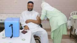 Owaisi takes vaccine, Owaisi takes Covishield 