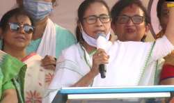 mamata attacks modi, mamata banerjee attacks pm modi, pm modi kolkata, modi vaccine, modi, pm modi v