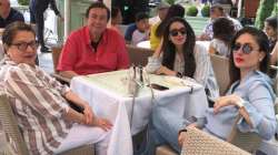 Randhir Kapoor, Kareena Kapoor Khan, Karisma Kapoor