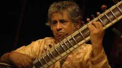 Sitar maestro Pandit Devabrata Chaudhuri passes away of Covid-19 complications