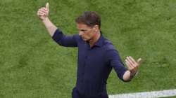 Netherlands coach Frank de Boer reacts during the Euro 2020 soccer championship group C match between Netherland and Austria, at Johan Cruyff Arena in Amsterdam, Thursday, June 17