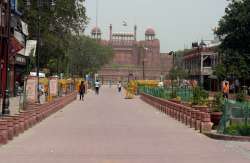 Maximum temperature, 34.4 degrees Celsius, Delhi humidity, 50 per cent, weather updates, delhi weath