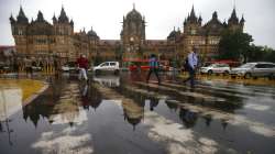 Spells of heavy rainfall are likely to occur at isolated places in the district of Mumbai, Thane, Palghar and Raigad.?