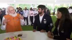 Don't get bogged down by defeat, PM Modi tells Vinesh Phogat