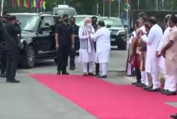 modi arrives in delhi