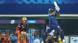 rcb vs mi, mi vs rcb, suryakumar yadav, 