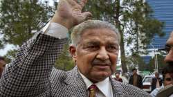 Pakistan's nuclear scientist Abdul Qadeer Khan dies at 85.