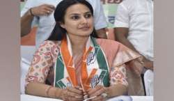 TV actress Kamya Punjabi joins Congress, says excited to start political journey