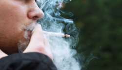 Court orders insurance company to pay claim, says no evidence to prove lung cancer caused by smoking addiction