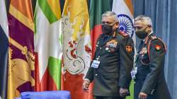 Chief of Defence Staff Late Gen Bipin Rawat (Left) and Army Chief Gen Manoj Mukund Naravane (Right)