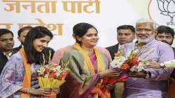 UP elections 2022, UP polls, Aditi singh, Asim Arun, UP polls