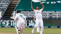 India bowler Shardul Thakur bowling on Day 4 of the 2nd Test.