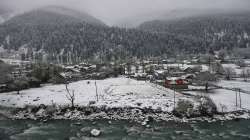 Jammu and Kashmir, Light rainfall, snowfall in kashmir, weather forecast, jammu kashmir weather upda