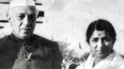 When Lata Mangeshkar's rendition of 'Ae Mere Watan Ke Logon' left Jawaharlal Nehru in eyes | VIDEO