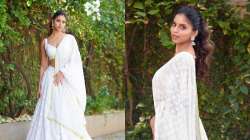 SRK's daughter Suhana gives desi girl vibes in Manish Malhotra's chikankari lehenga; look how Gauri 