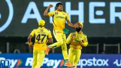 CSK on top after GT lose quick wickets.